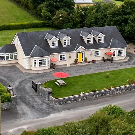 Rockfield Manor B&B, Knock-3